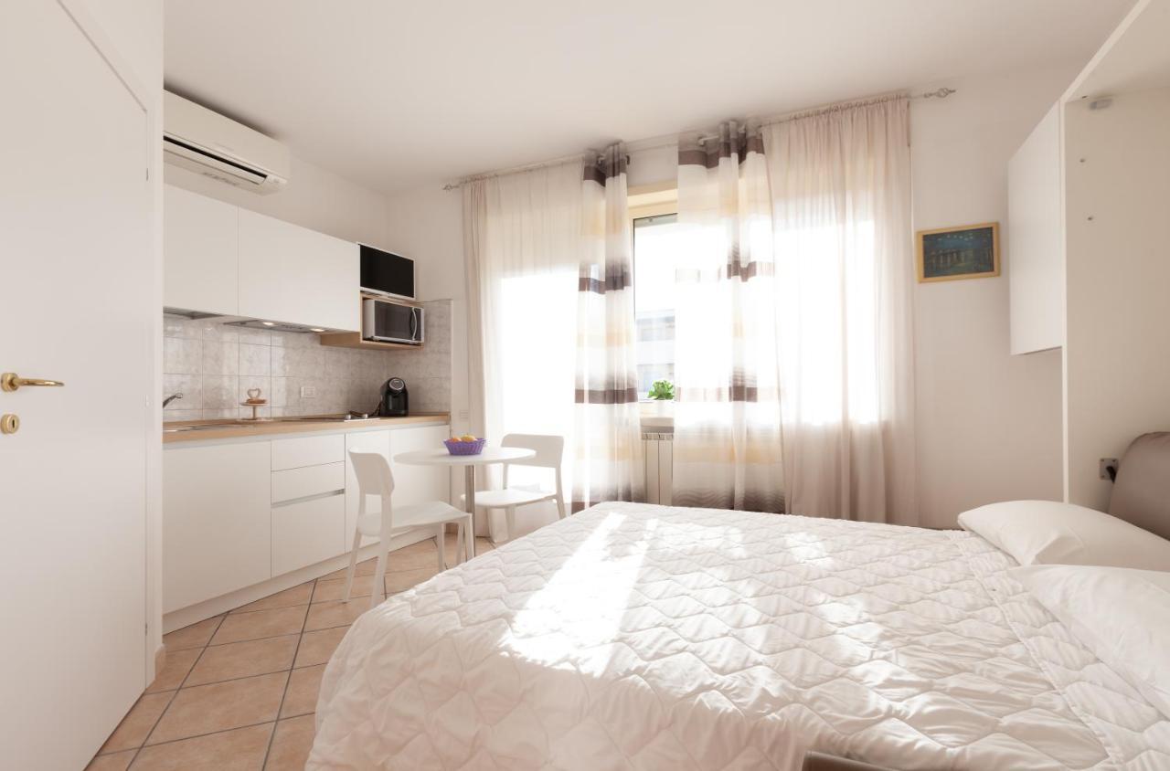 Casa Vacanze Le Terrazze Werona Zewnętrze zdjęcie